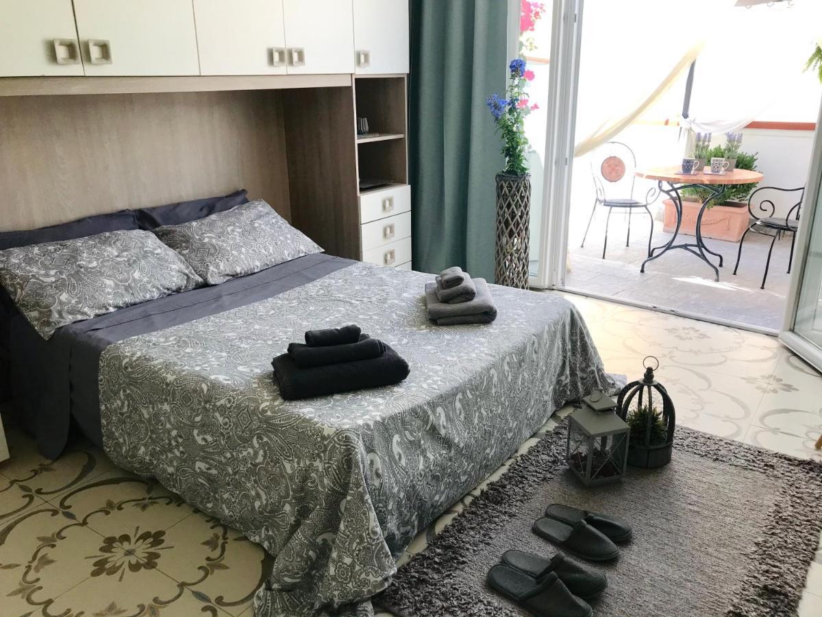 B&B Le Statuine guest house Barletta Extérieur photo