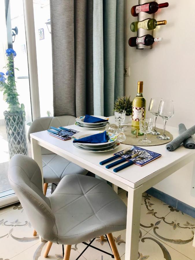 B&B Le Statuine guest house Barletta Extérieur photo