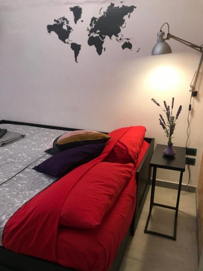 B&B Le Statuine guest house Barletta Extérieur photo